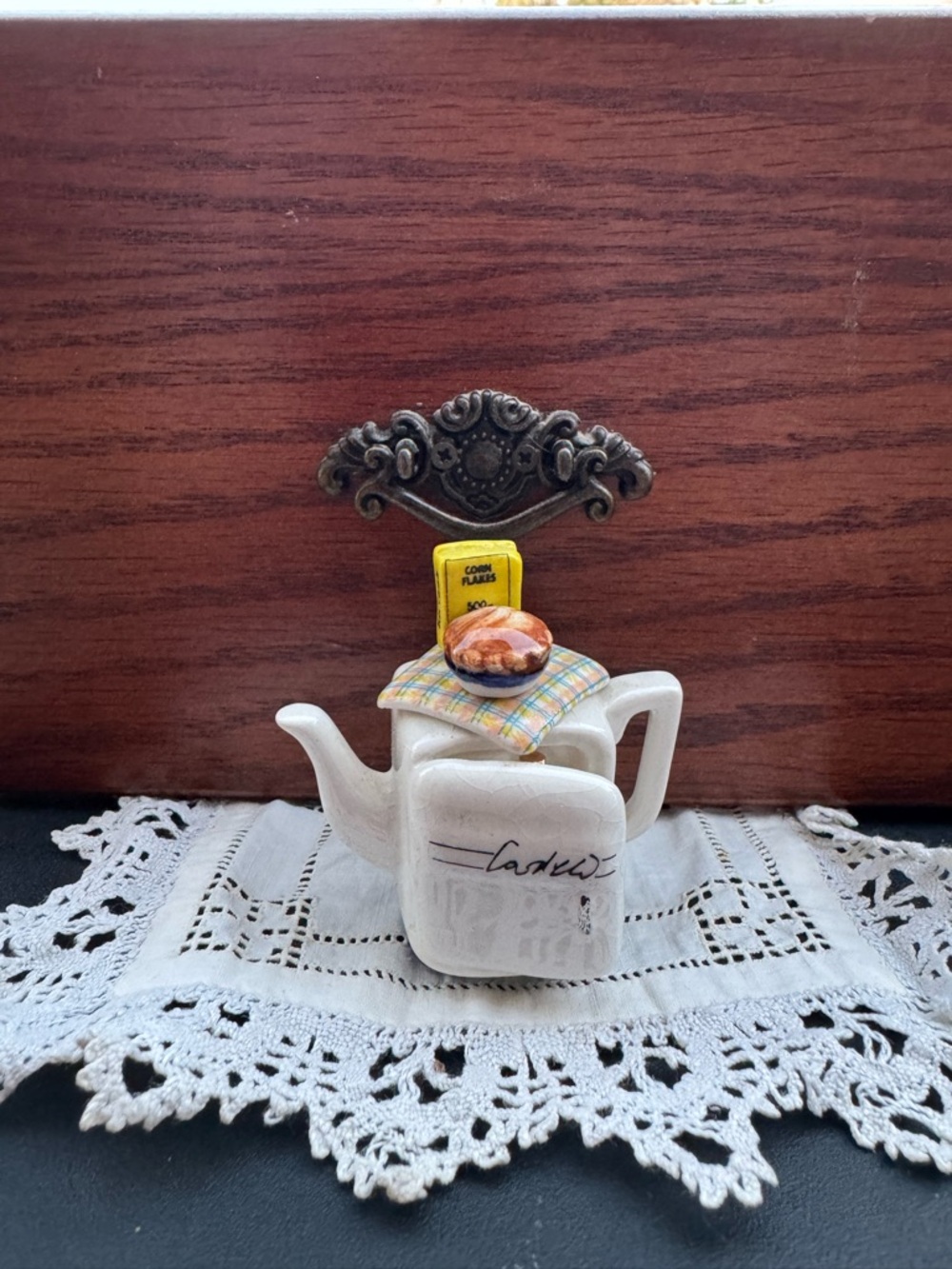 Paul Cardew mini miniature White Ceramic Teapot Figurine